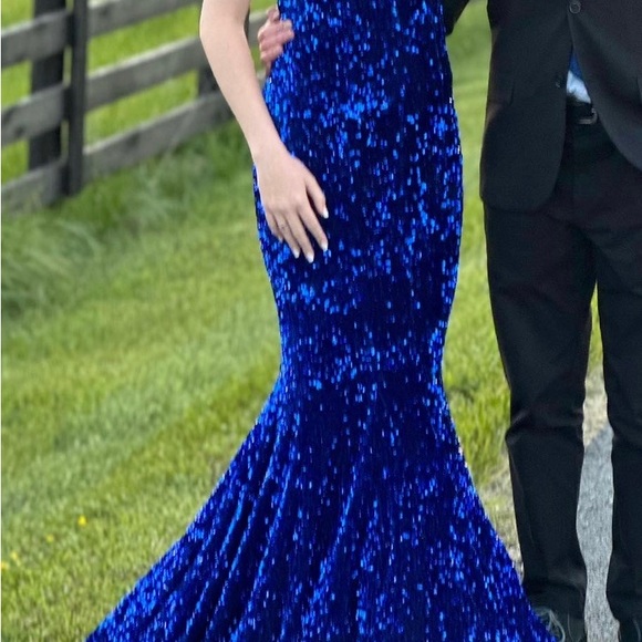 Portia and Scarlett dress size 4 - Picture 3 of 4